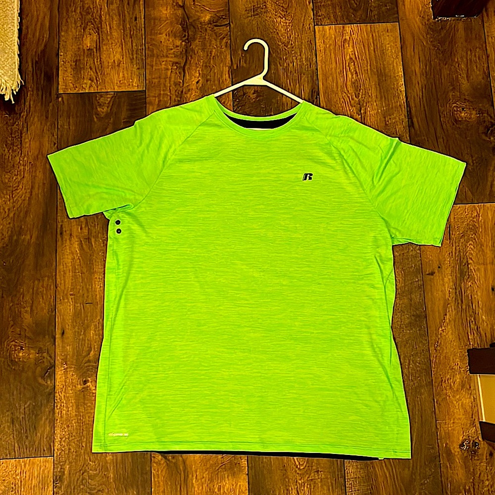 RUSSELL TRAINING SHIRT - NEVER WORN